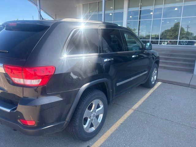 Used 2011 Black Jeep Limited image 3