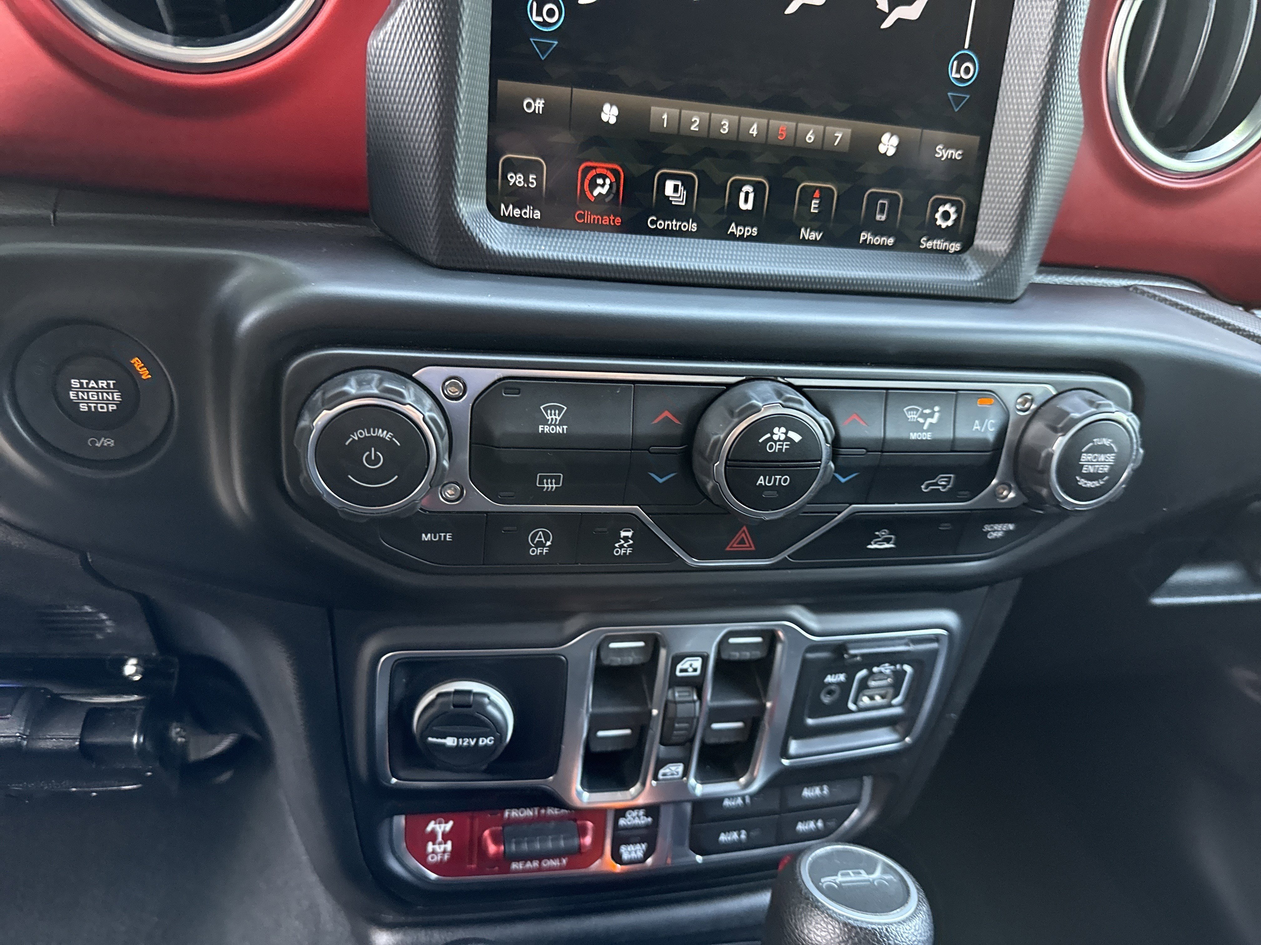 Used 2020 Black Clearcoat Jeep  image 29