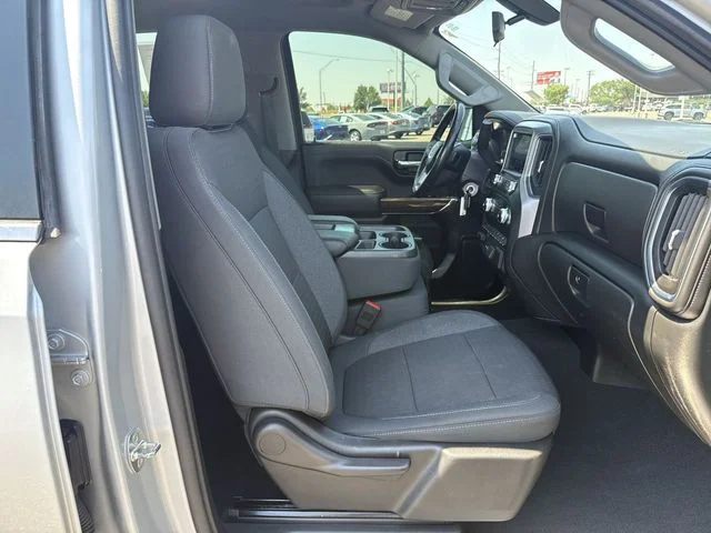 Used 2020 Silver GMC SLE image 23