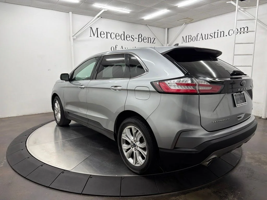 Used 2022 Silver Ford Titanium image 5