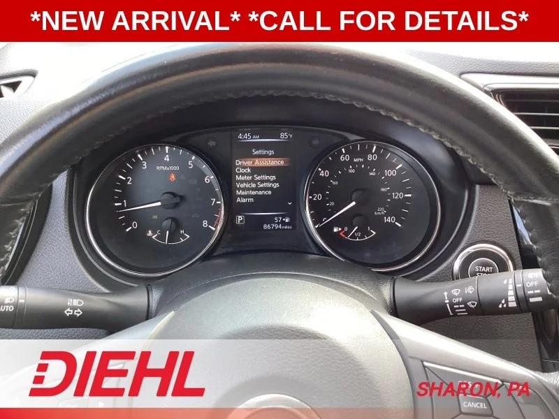 Certified Used 2017 Palatial Ruby Nissan SV image 24