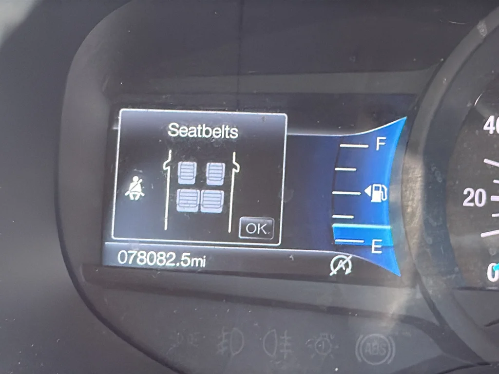Used 2022 Green Ford SEL image 9