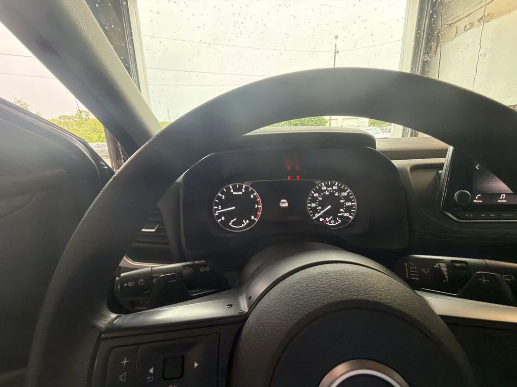Used 2023 Gray Nissan S image 15