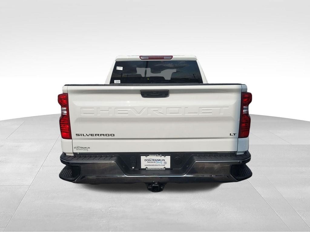 Used 2025 White Chevrolet LT image 4