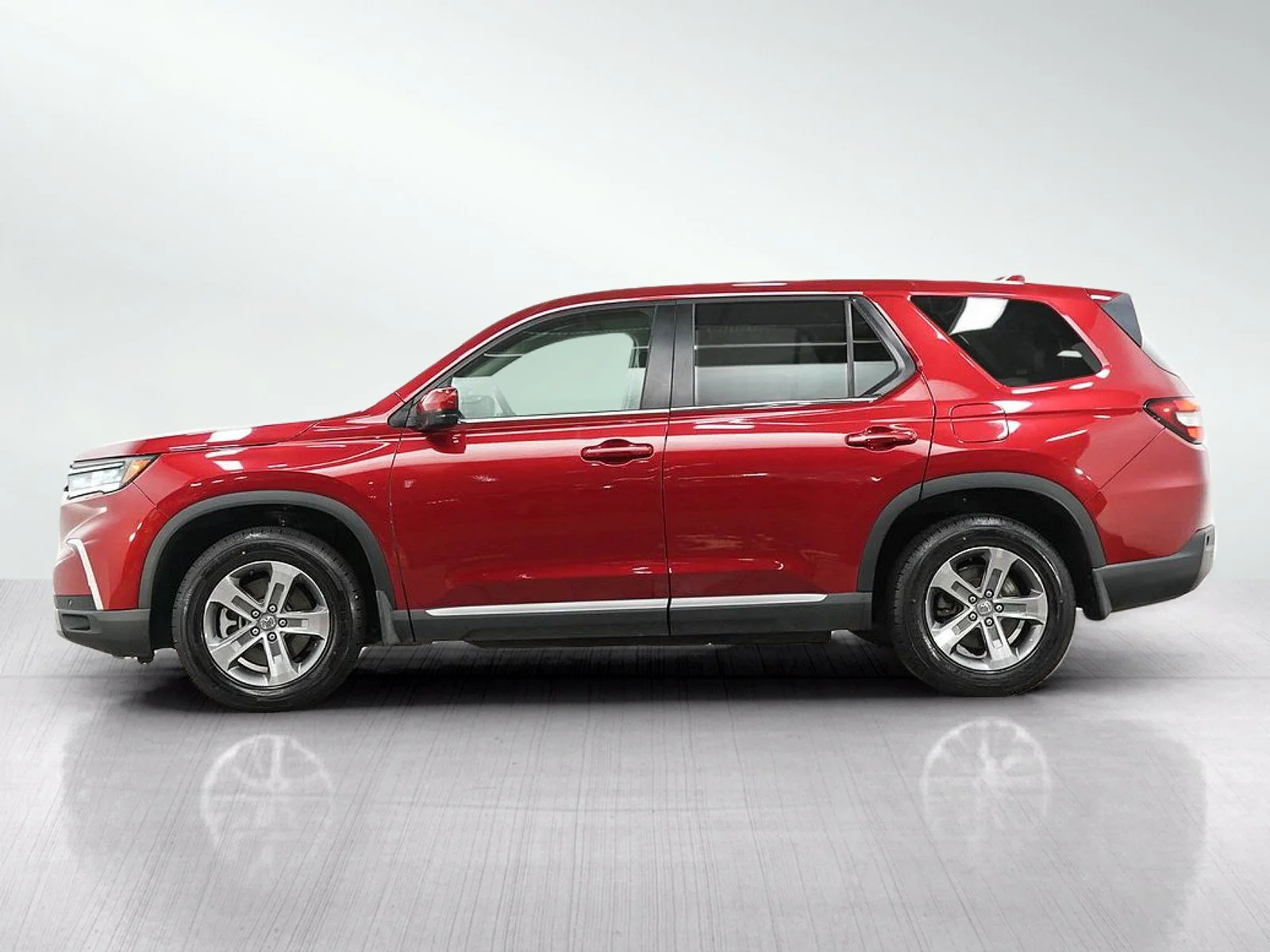 Used 2023 Honda Pilot EX-L with VIN 5FNYG1H49PB501685 for sale in Burnsville, Minnesota