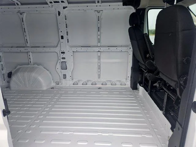 New 2026 Bright White Clear-Coat Exterior Paint RAM Tradesman image 24