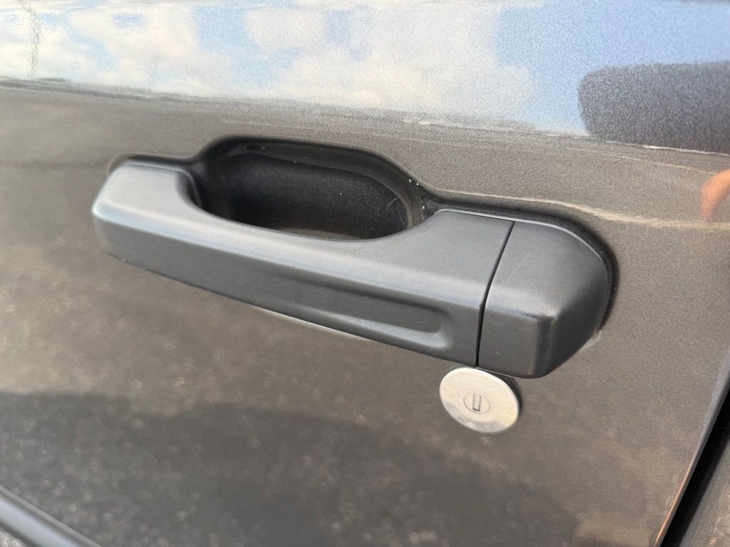 Used 2022 Gray Jeep Willys image 14