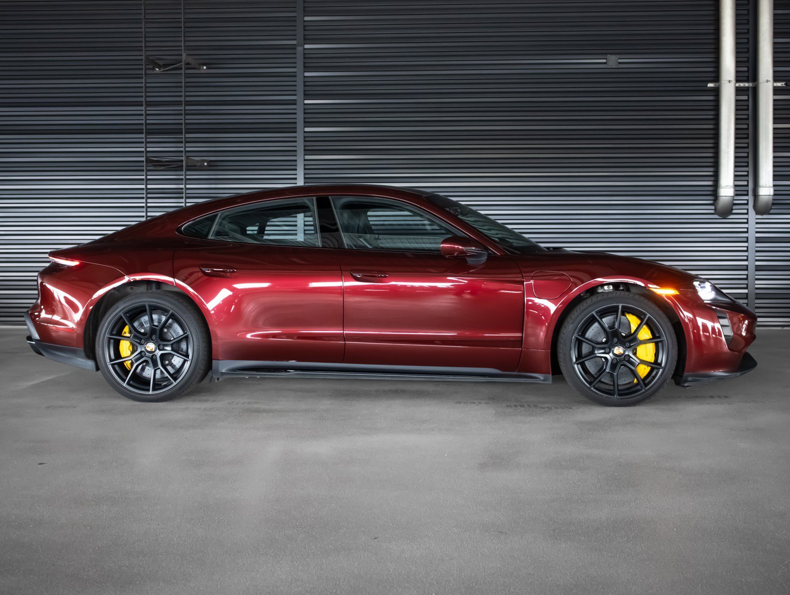 Used 2022 Cherry Metallic Porsche GTS image 11