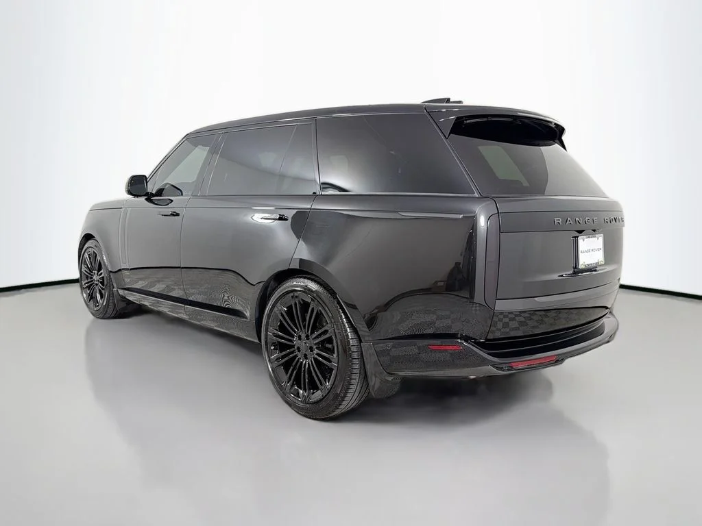 Used 2026 Black Land Rover Autobiography image 7
