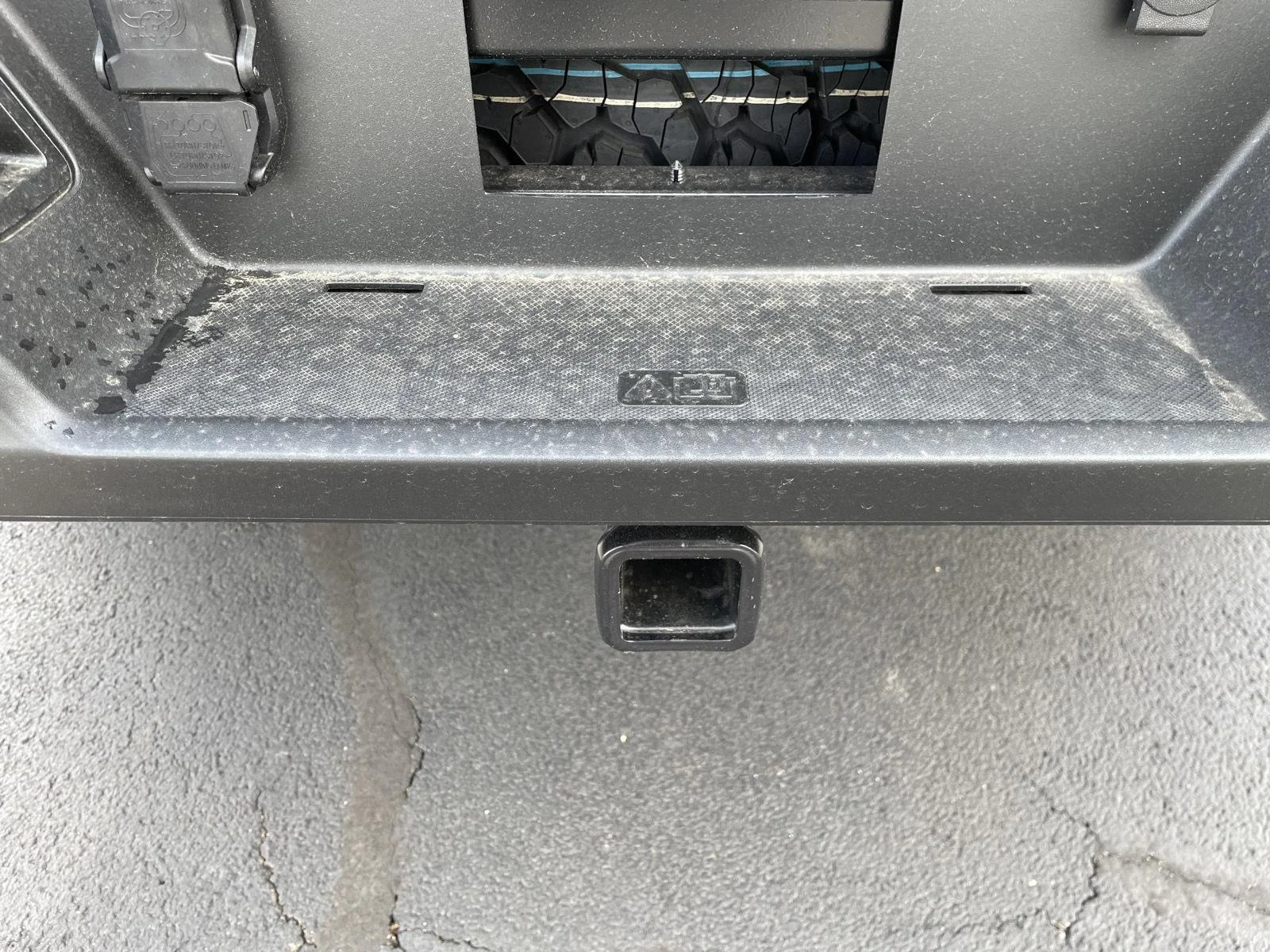 New 2026 Carbonized Gray Metallic Ford Tremor image 6