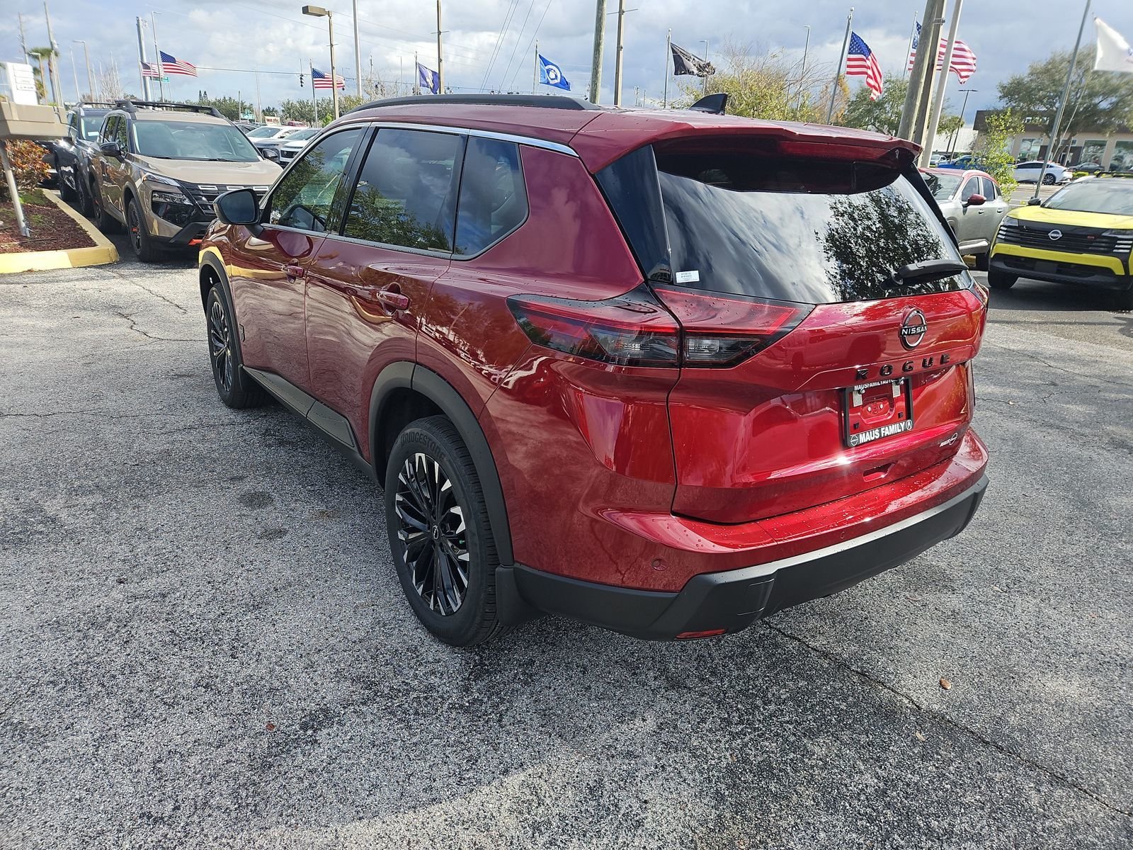 New 2026 Nissan Rogue Dark Armor 4D Sport Utility