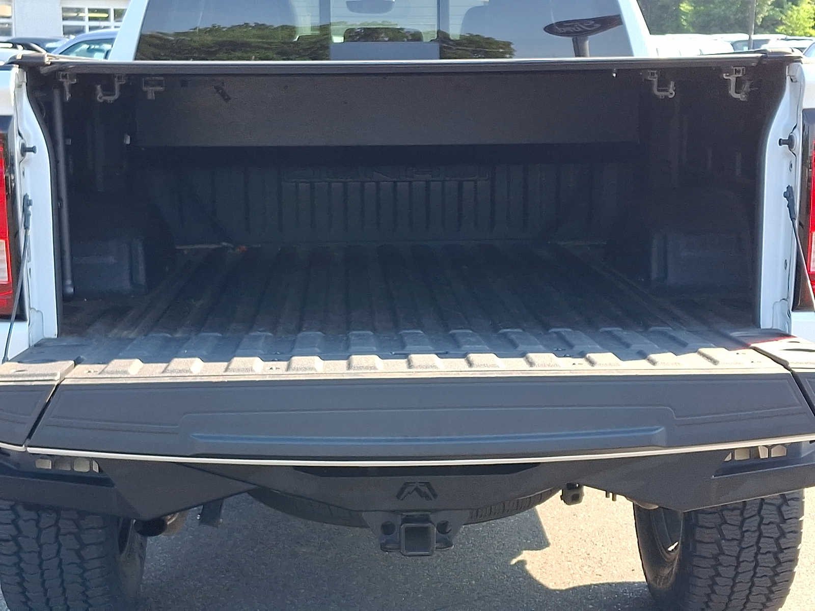 Used 2020 White Frost Tricoat GMC Denali image 35
