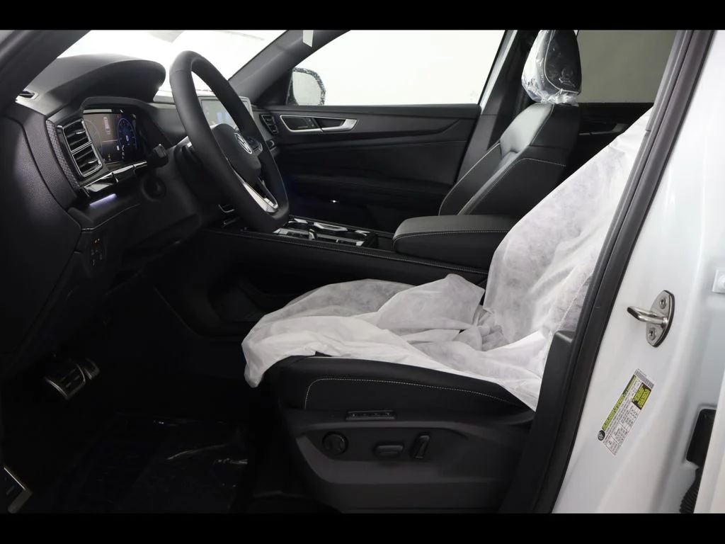 2026 Volkswagen Atlas Cross Sport SEL Premium R-LINE - Photo 20
