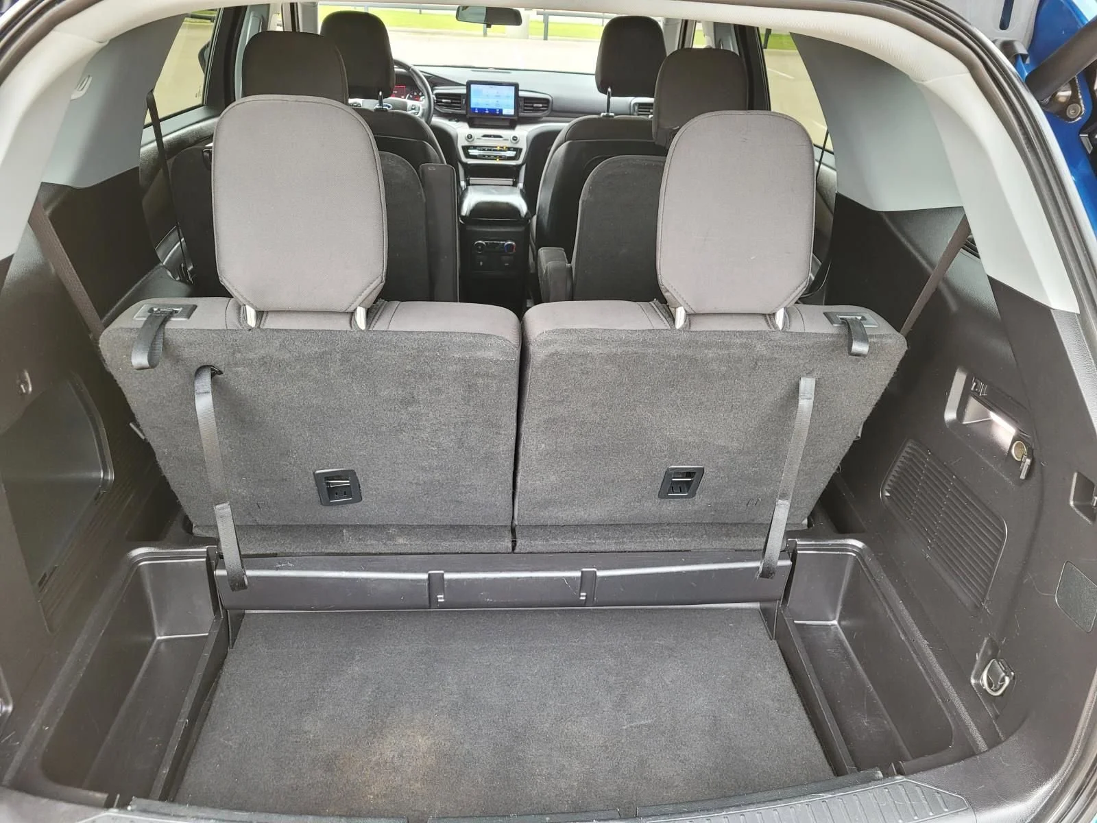 Used 2020 Blue Ford XLT image 14