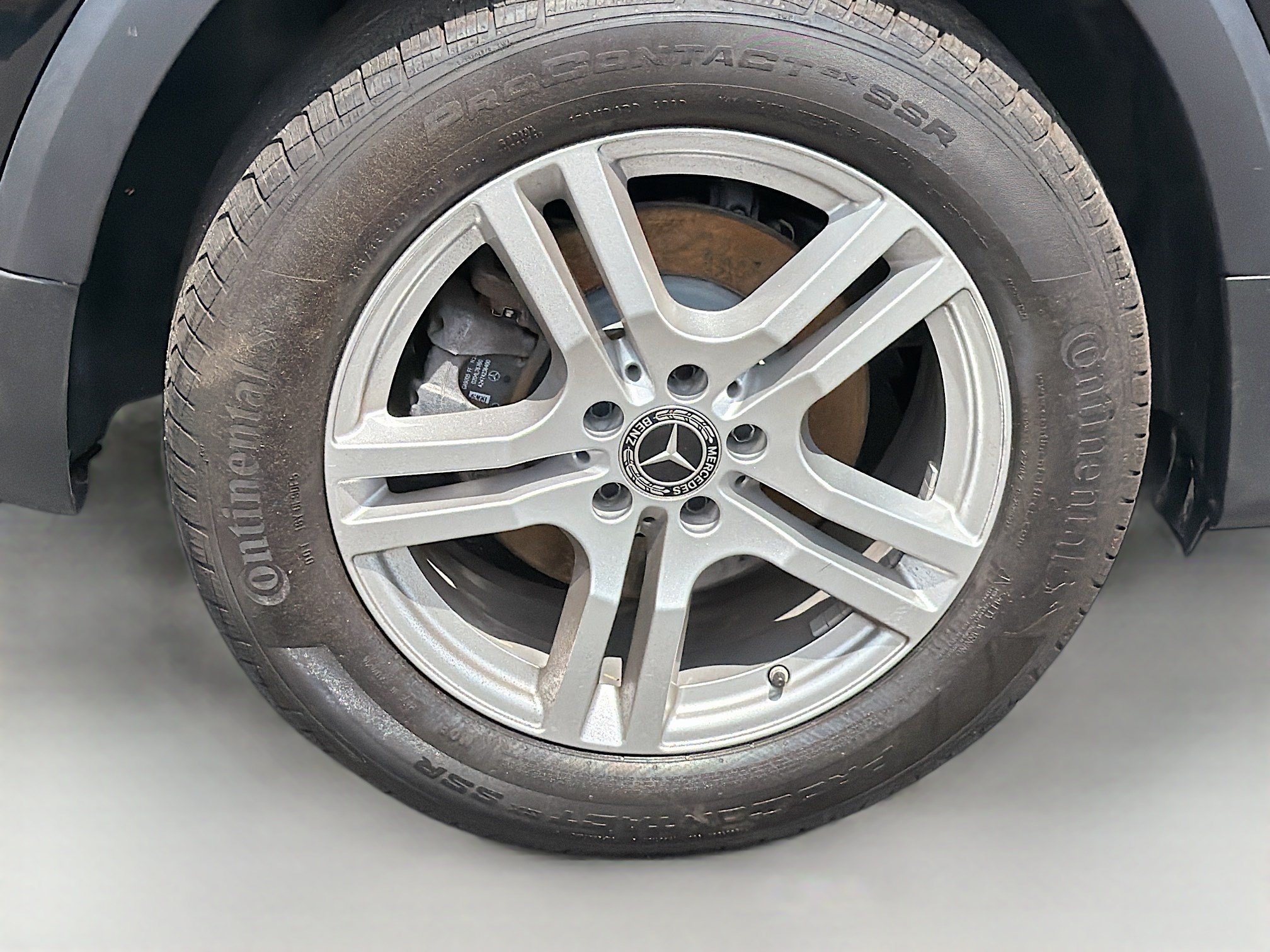 Used 2021 Black Mercedes-Benz GLB 250 image 9