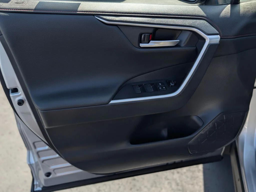 2024 Toyota RAV4 XSE - Photo 21