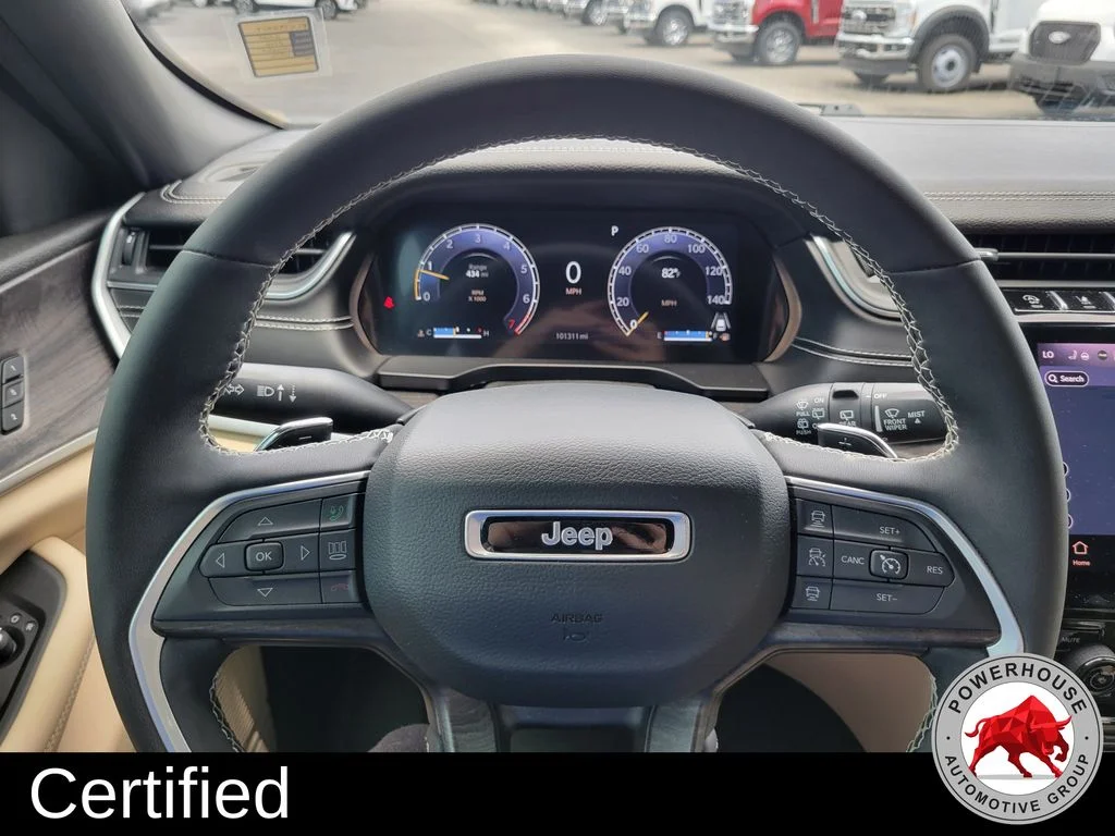 Used 2024 White Jeep Limited image 34