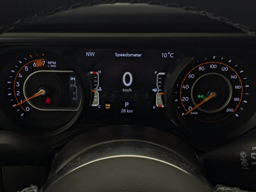 New 2026 Black Jeep Sahara - - 4x4 - Body- Color Top - Side Steps - 2.0L Turbo - Remote Start & More! image 17