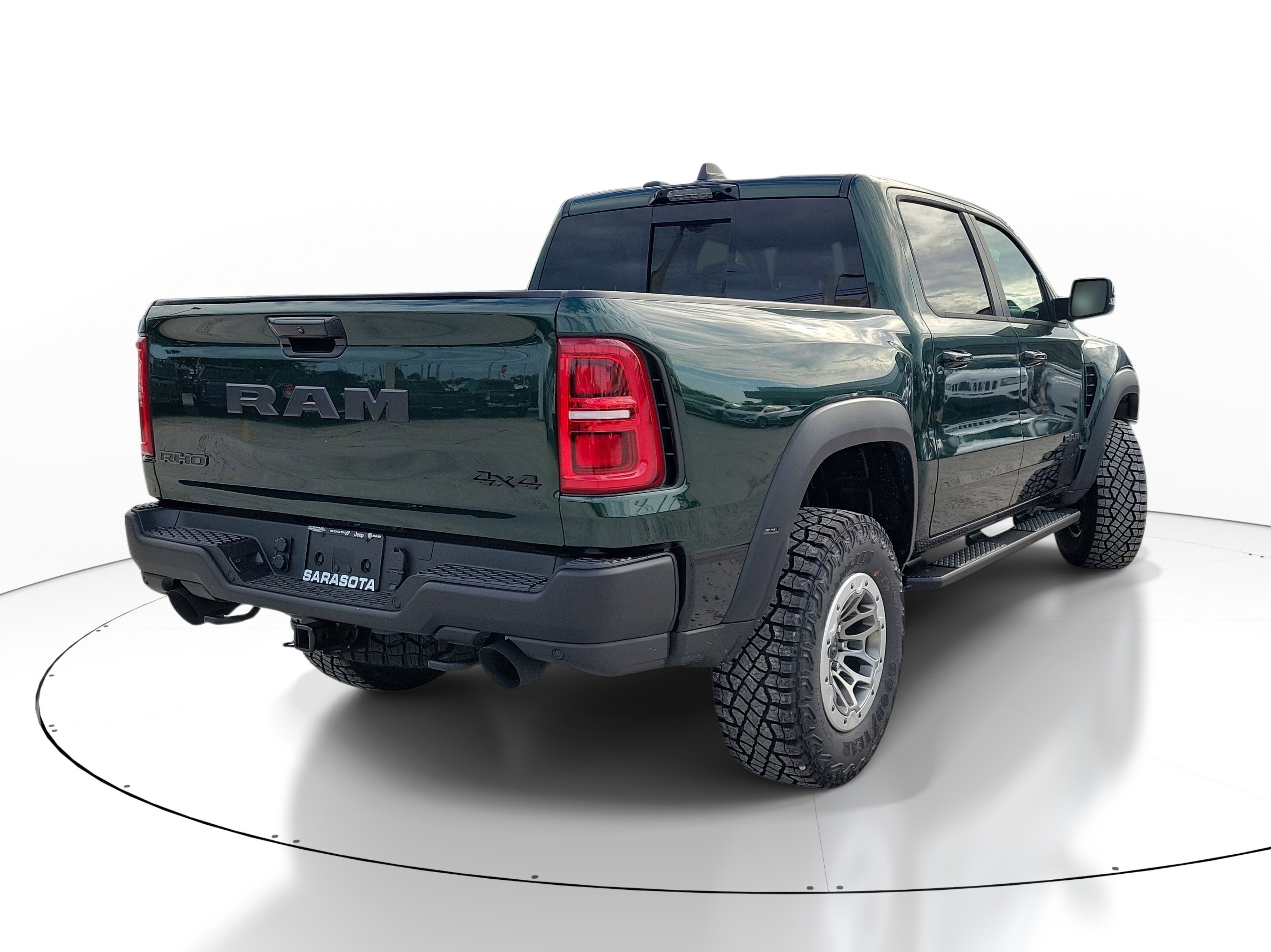 New 2026 Serrano-Green Metallic Exterior Paint RAM RHO image 6