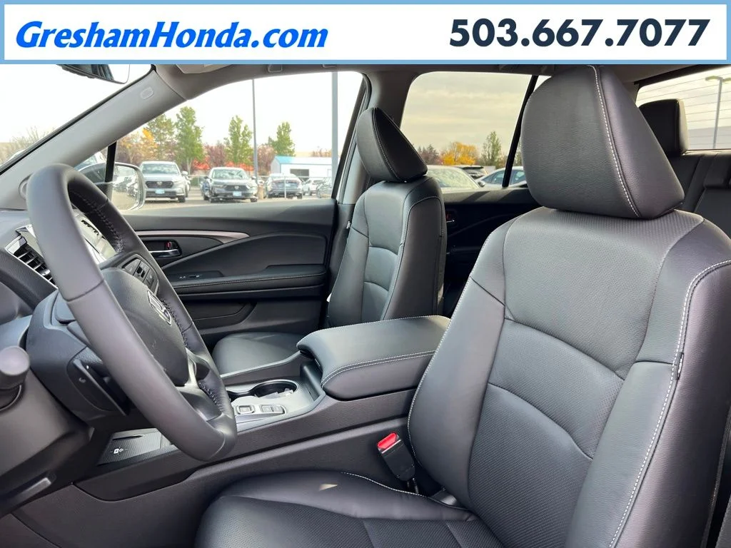 New 2026 Platinum White Pearl Honda RTL image 13