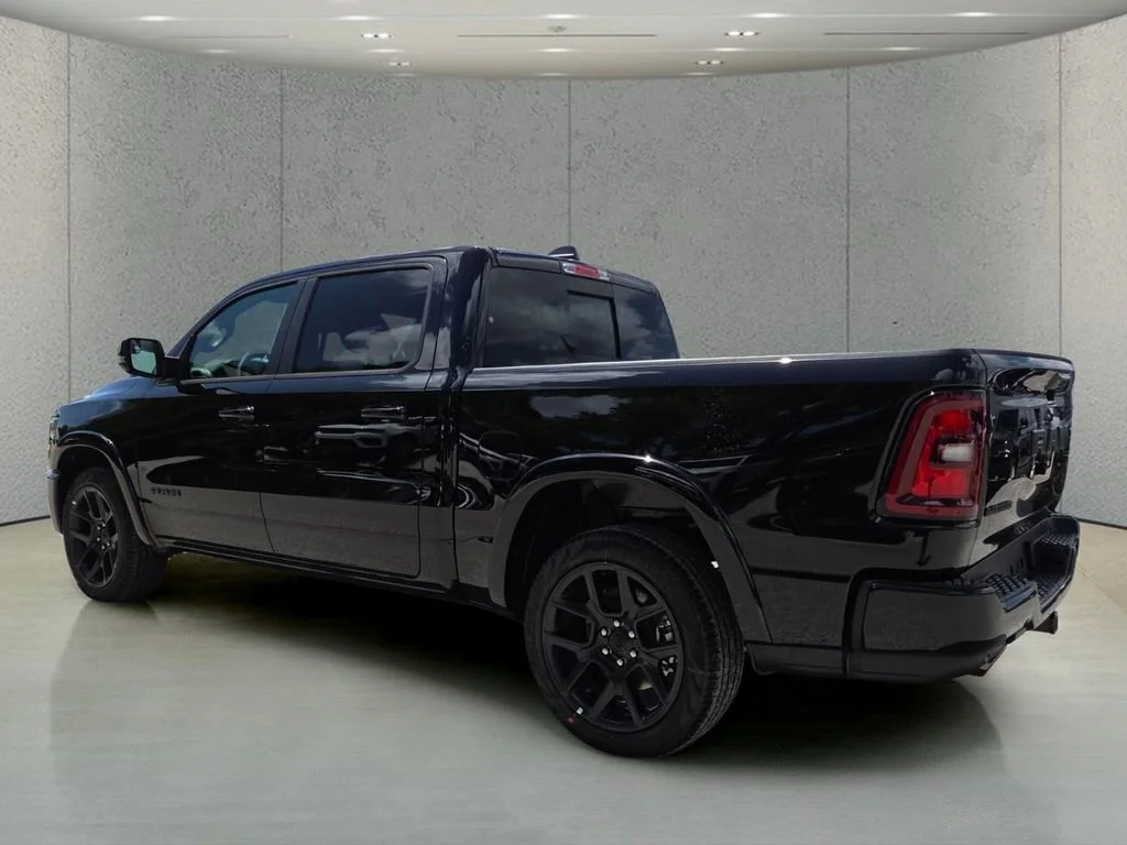 New 2026 Diamond Black Crystal Pearl-Coat Exterior Paint RAM Laramie image 6