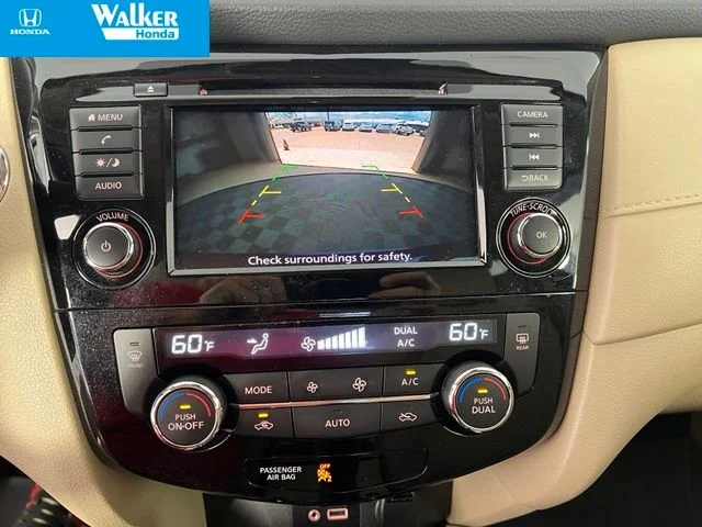 Used 2020 Blue Nissan SV image 25