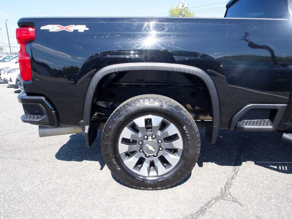 2025 Chevrolet Silverado 2500HD Custom - Photo 16