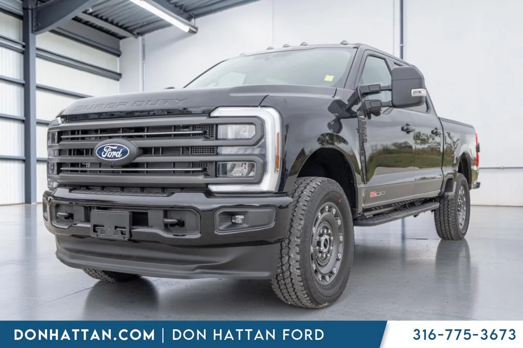 New 2027 Agate Black Metallic Ford F-250® XLT image 1