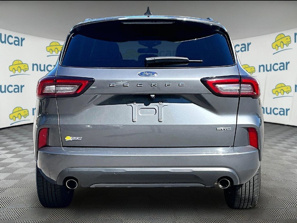 Used 2024 Gray Metallic Ford ST-Line image 5