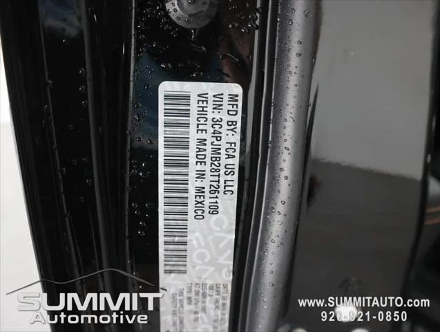 New 2026 Diamond Black Crystal Pearl-Coat Exterior Paint Jeep Limited image 71