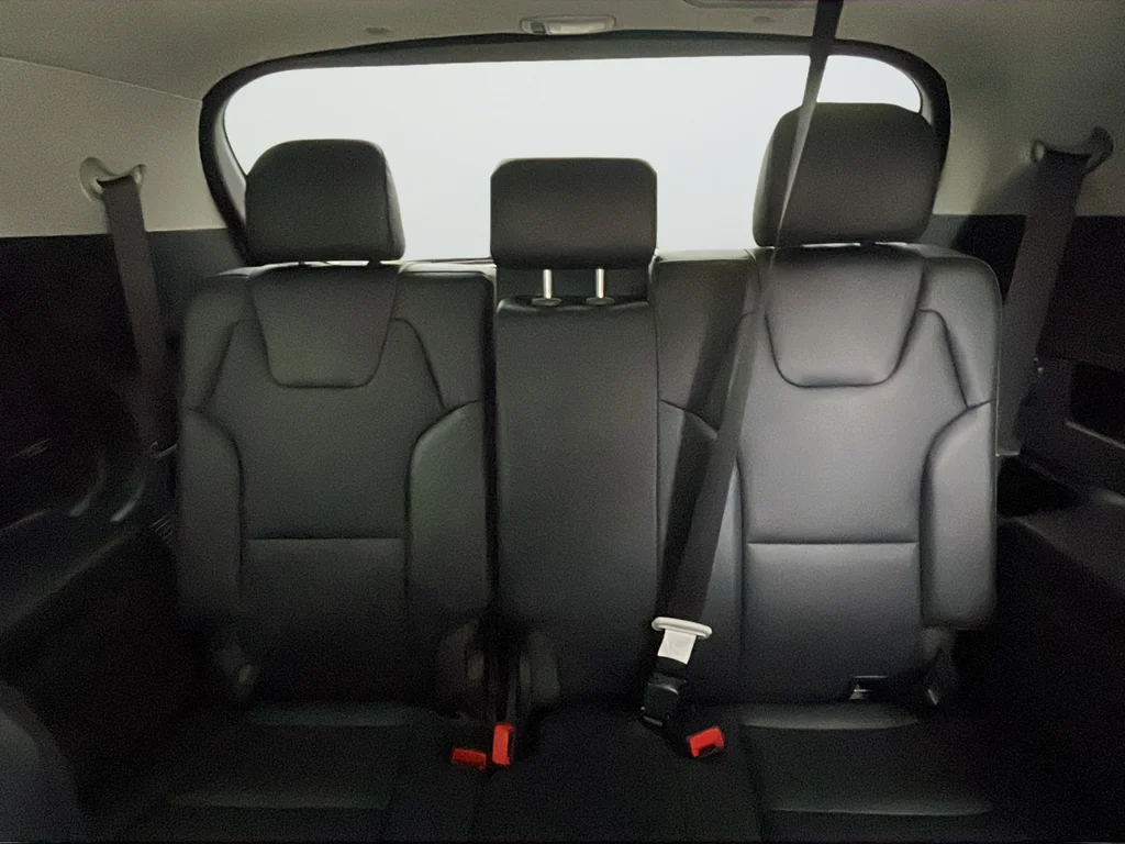 Certified Used 2022 White Kia S image 28