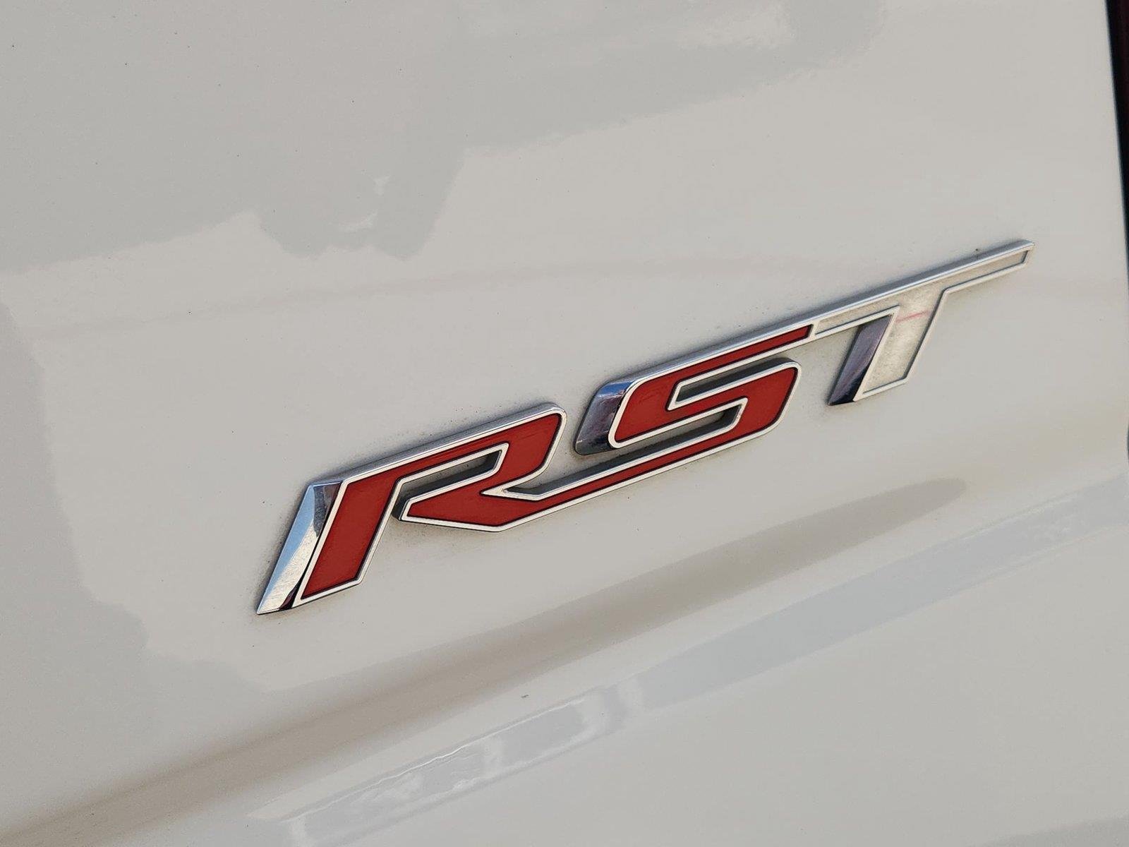 Certified Used 2026 Summit White Chevrolet RST image 31