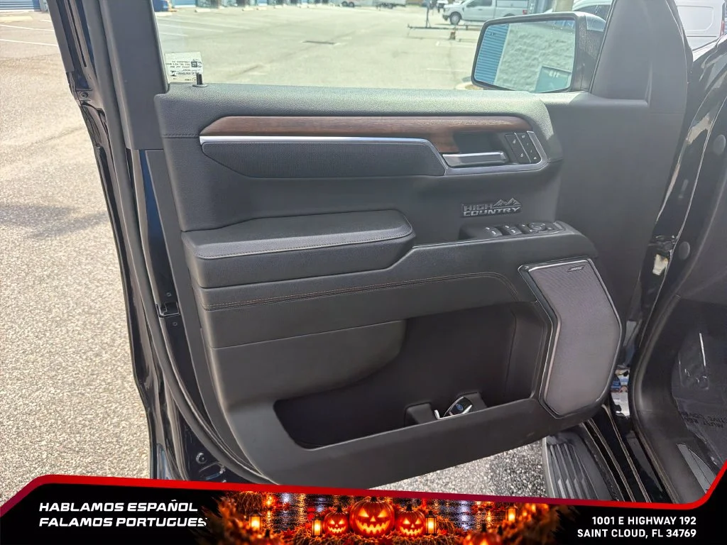 Used 2023 BLACK Chevrolet High Country image 12