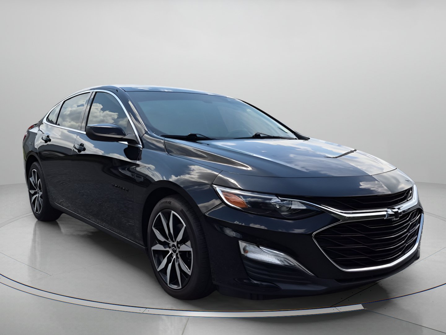 Used 2021 Mosaic Black Metallic Chevrolet RS image 1