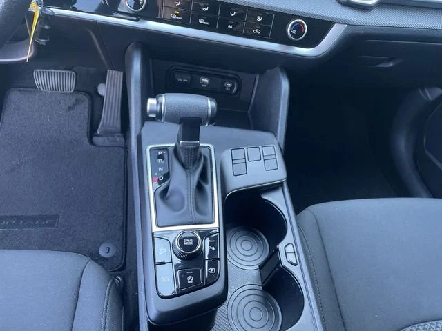Used 2025 Silver Kia LX image 26