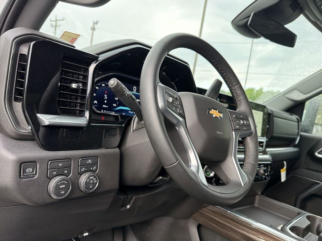 2026 Chevrolet Silverado 2500HD LT - Photo 10