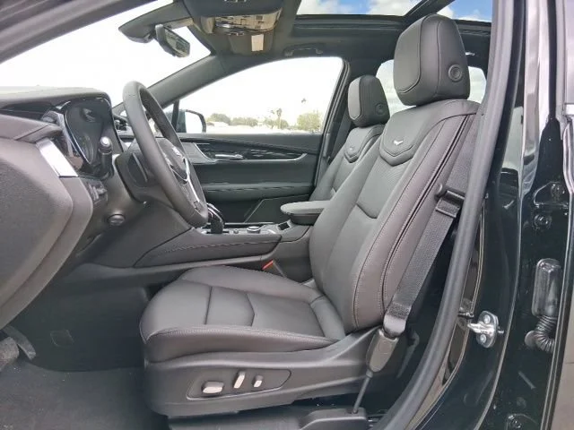 2026 Cadillac XT5 Premium Luxury - Photo 18