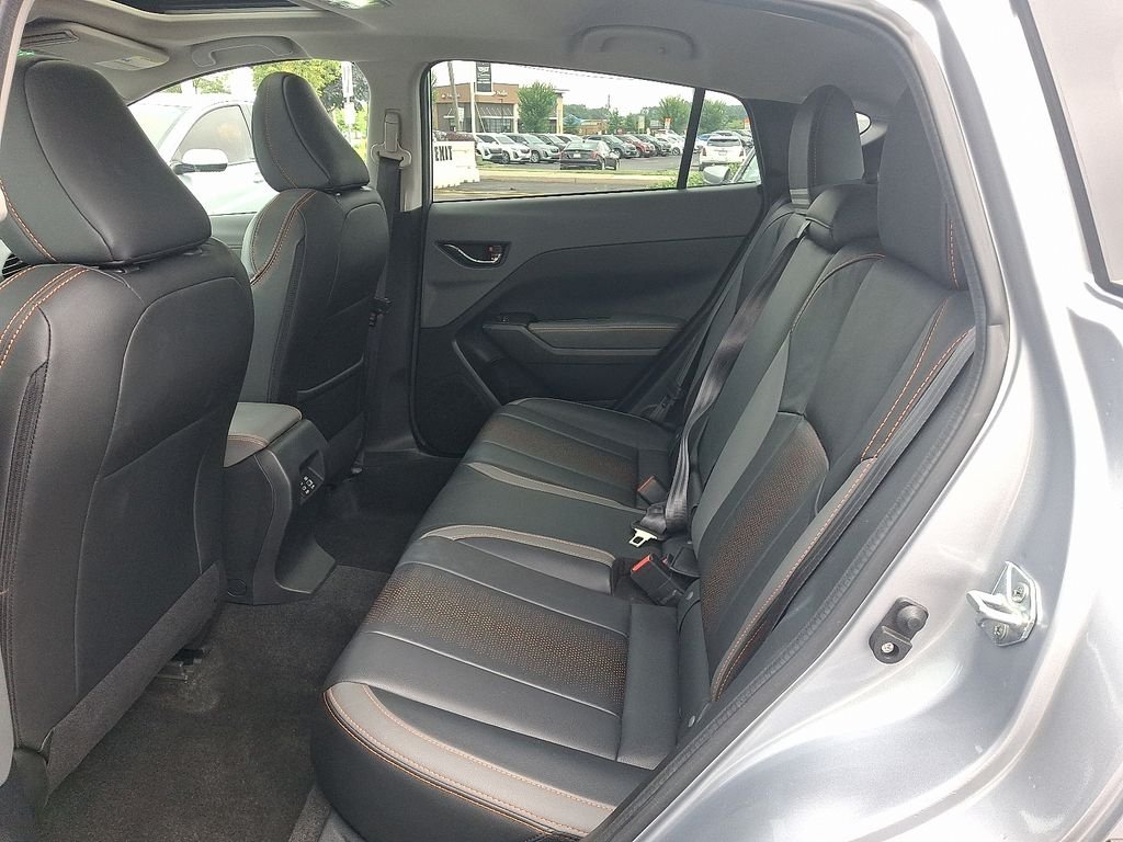 Used 2024 Ice Silver Metallic Subaru Limited image 10