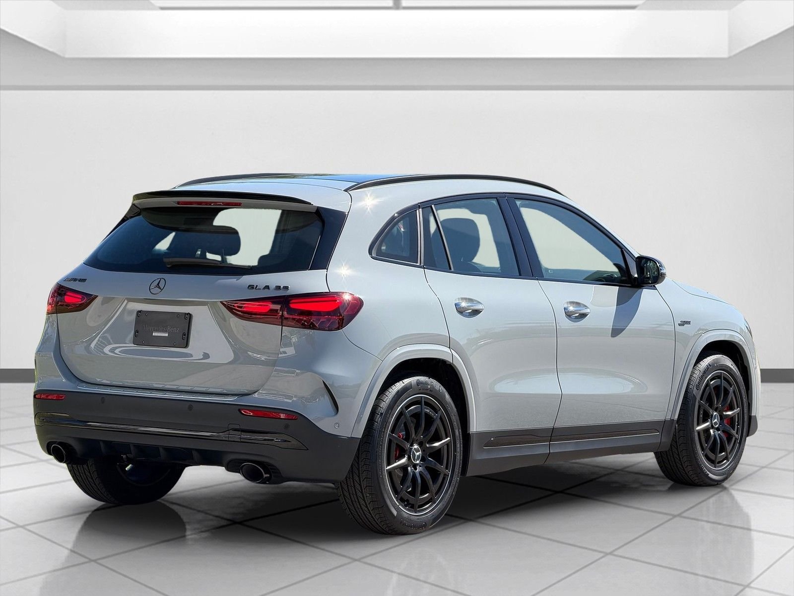 New 2026 MANUFAKTUR Alpine Grey Mercedes-Benz AMG® GLA 35 4MATIC® SUV image 3