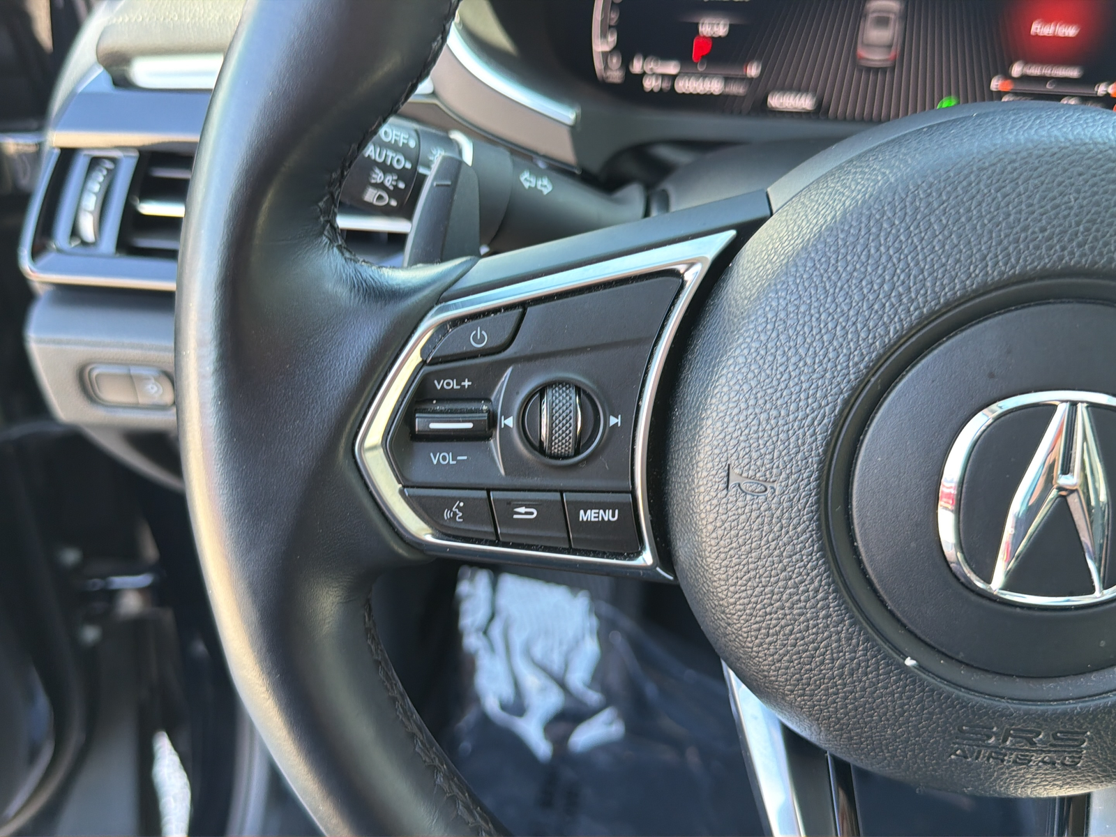 Used 2025 Majestic Black Pearl Acura Base image 17