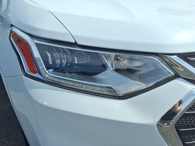 Certified Used 2019 Summit White Chevrolet Premier image 5