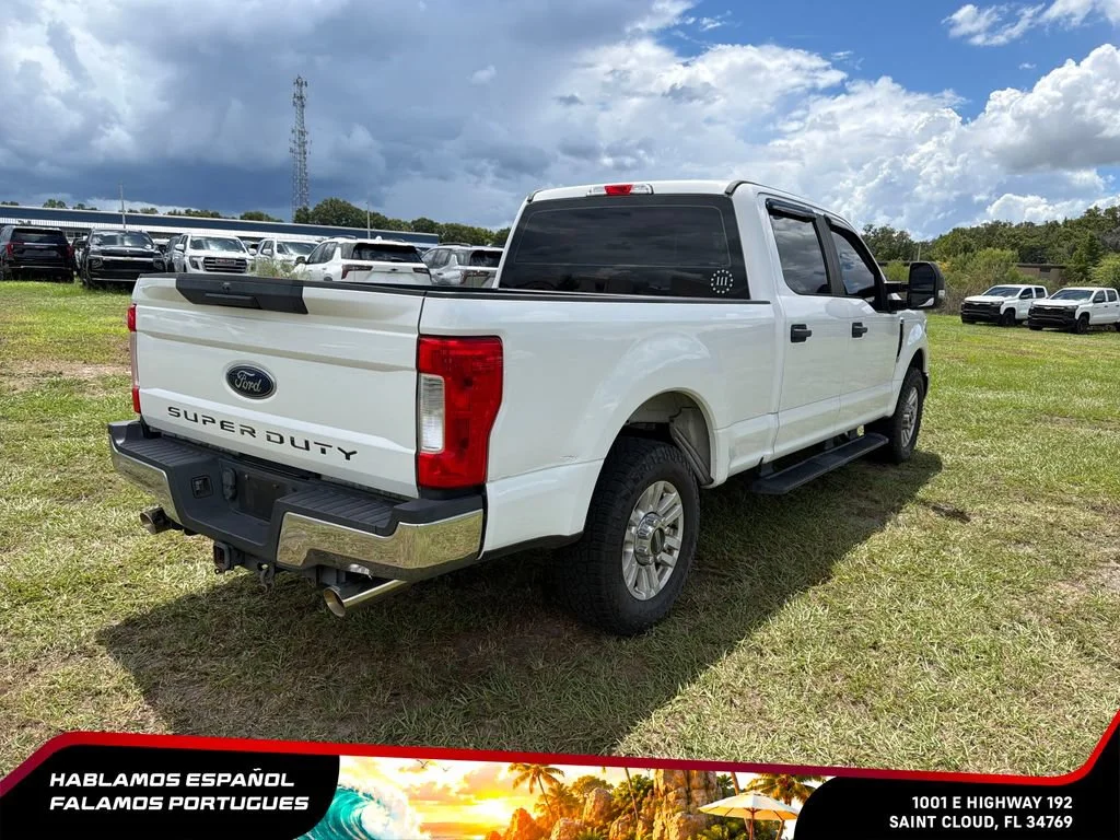 Used 2018 White Ford XL image 5