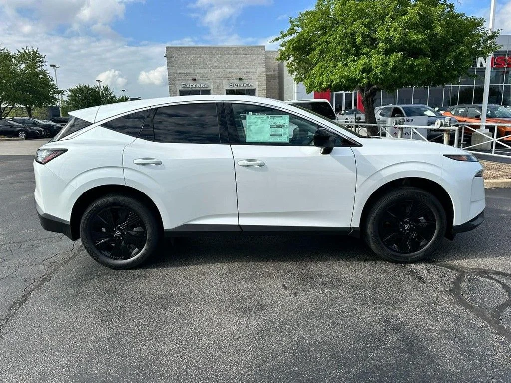 New 2026 Everest White Pearl TriCoat Nissan SV image 2