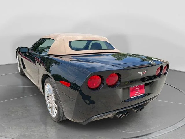 Used 2009 Black Chevrolet Base image 6