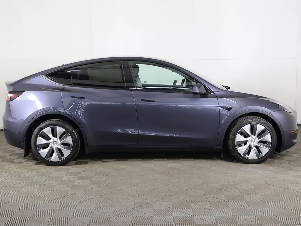 Used 2023 Deep Blue Metallic Tesla Long Range image 19