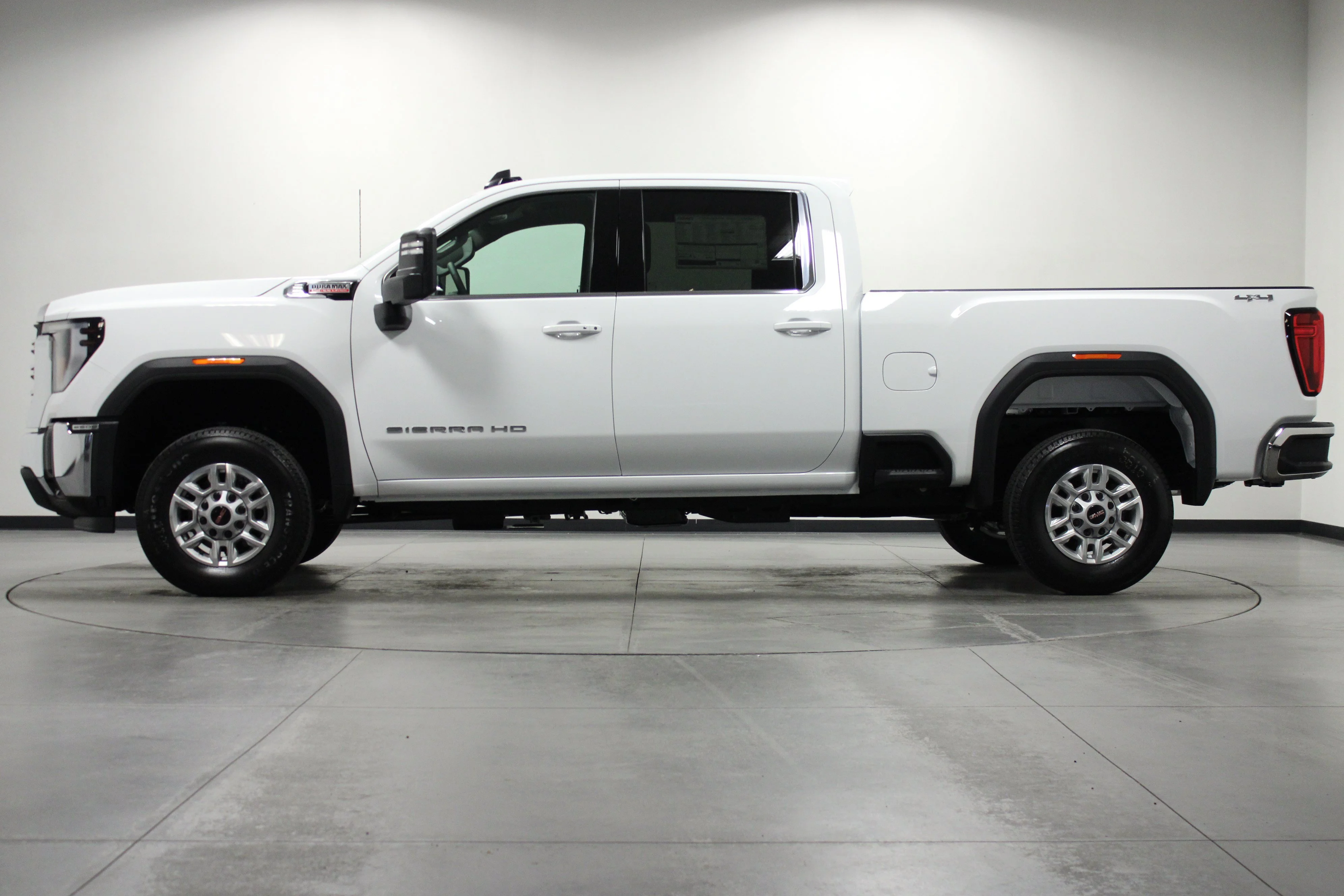 2026 GMC Sierra 2500HD SLE - Photo 6