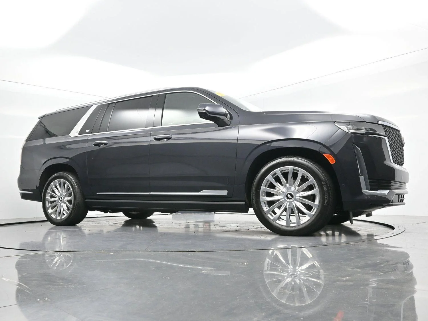 Used 2024 Galactic Gray Metallic Cadillac Premium Luxury Platinum image 51