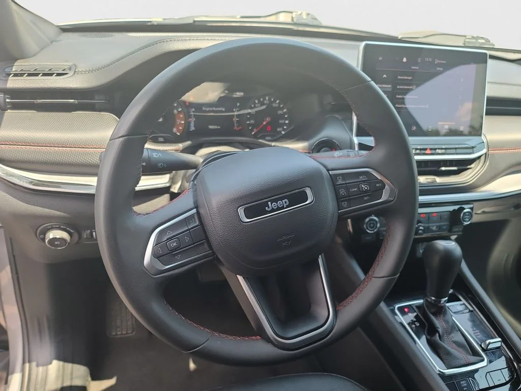 Used 2024 Black Jeep Trailhawk image 17