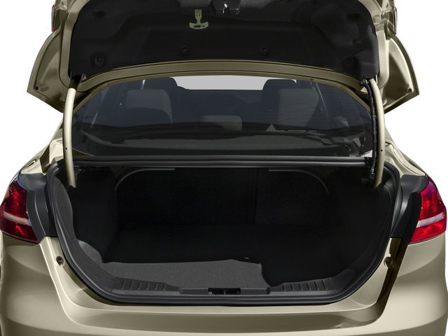 Used 2017 Oxford White Ford SE image 13