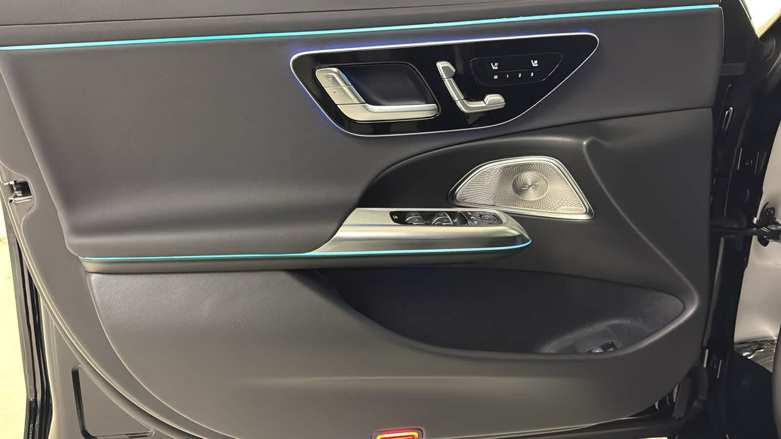 New 2026 Black Mercedes-Benz E 450 image 15